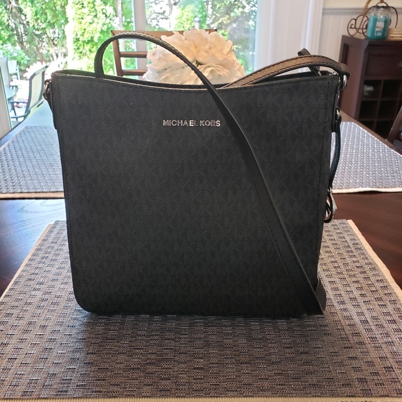 Michael Kors shoulder bag - Picture 1 of 1